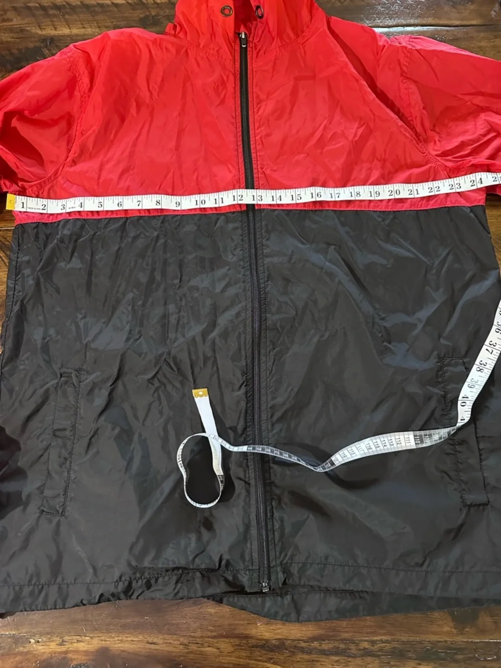 Elwood Red Black Windbreaker Jacket Hooded Lightweight Zip Up Large